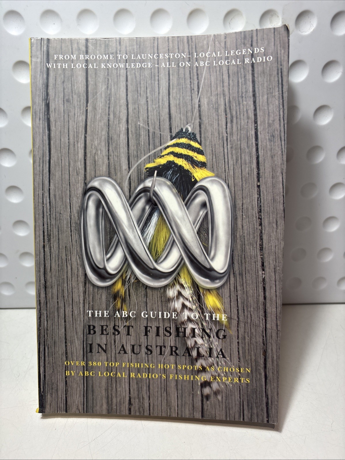 The ABC Guide To The Best Fishing In Australia Over 380 Top Fishing Hot Spots Pa