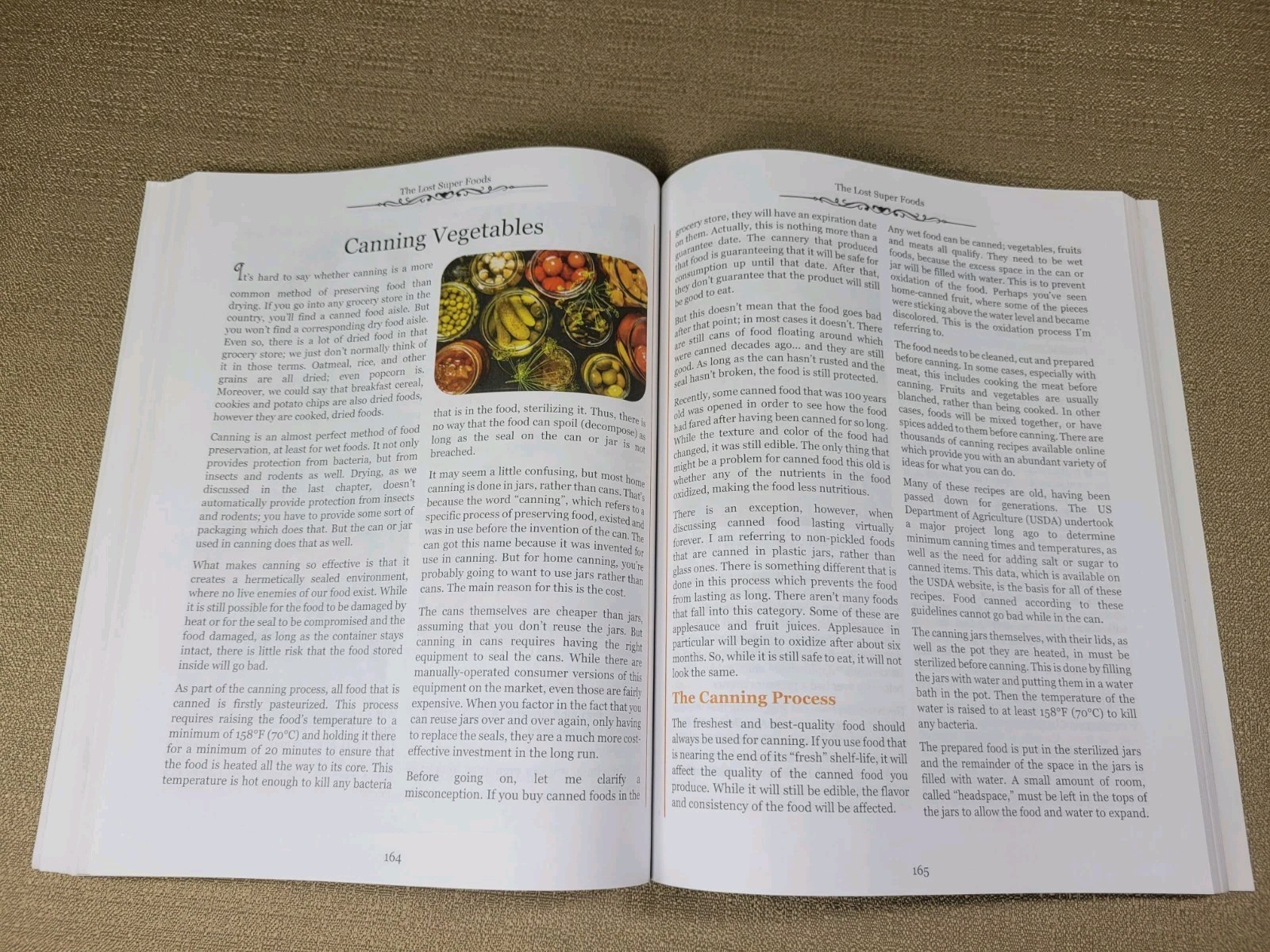 The Lost SuperFoods Book 126+ Survival Foods and Tips Rooker Davis Dwight 2020