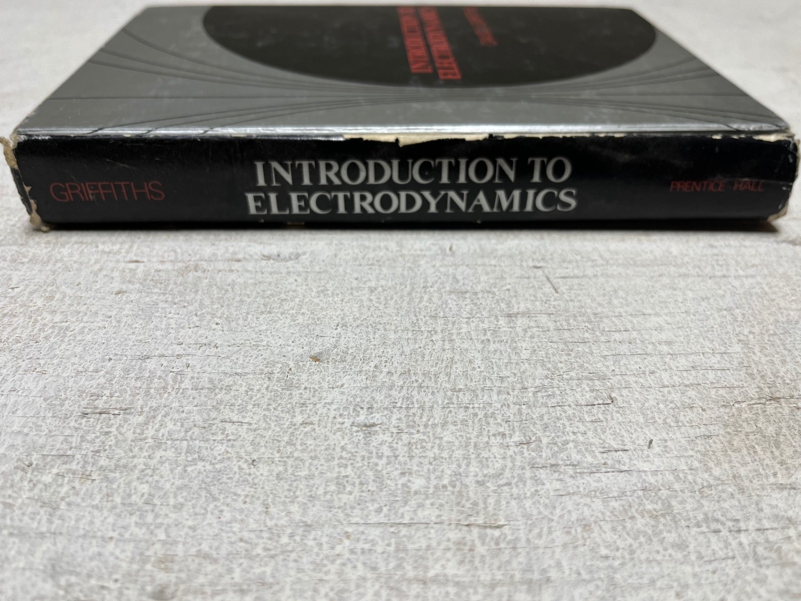 Introduction to Electrodynamics by David J. Griffiths