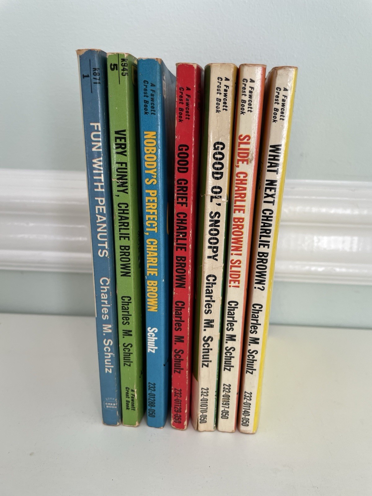 Lot of 7 – Charlie Brown Books – Charles M. Schulz -Vintage ’60s – Fawcett Crest