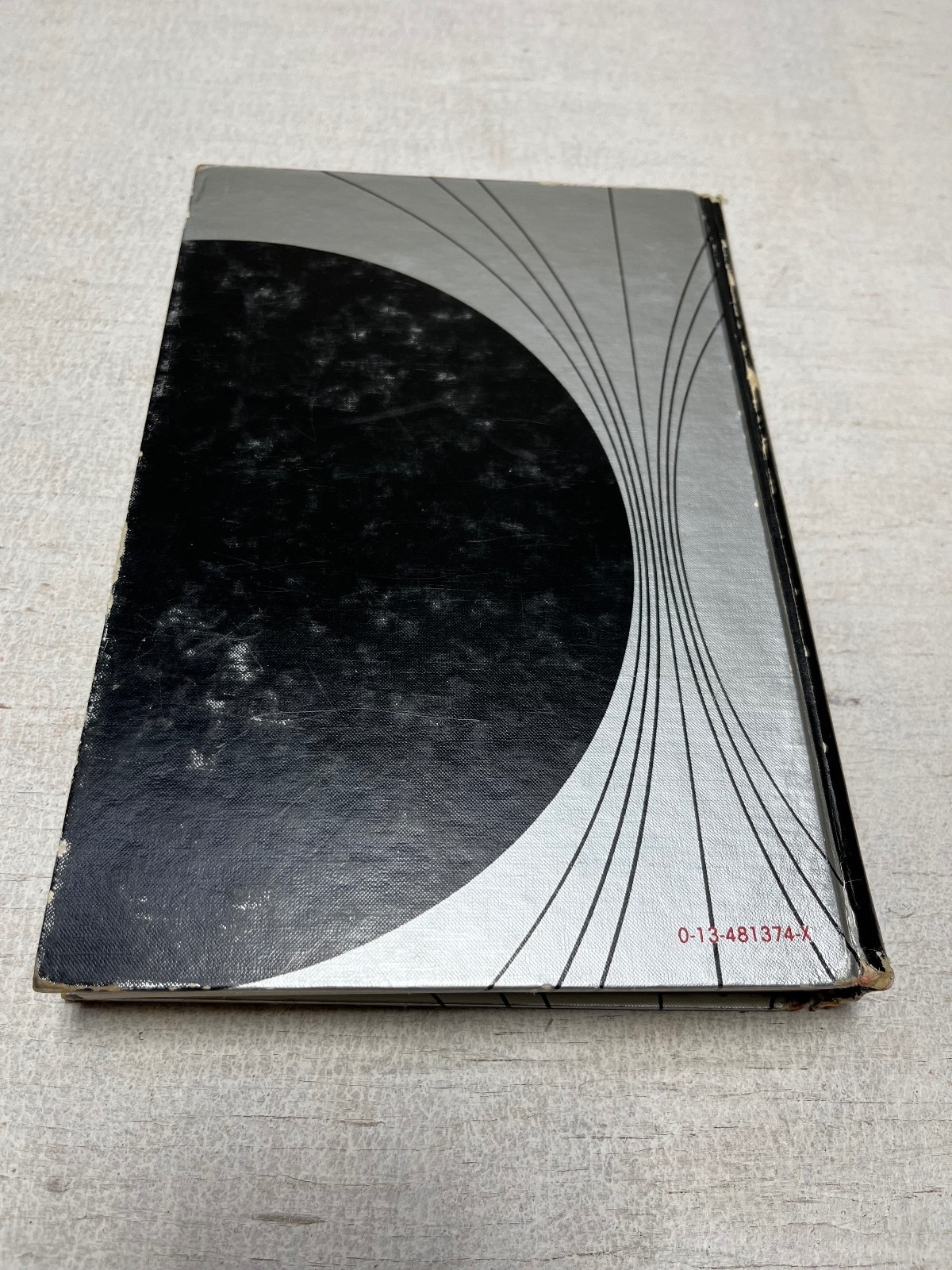 Introduction to Electrodynamics by David J. Griffiths