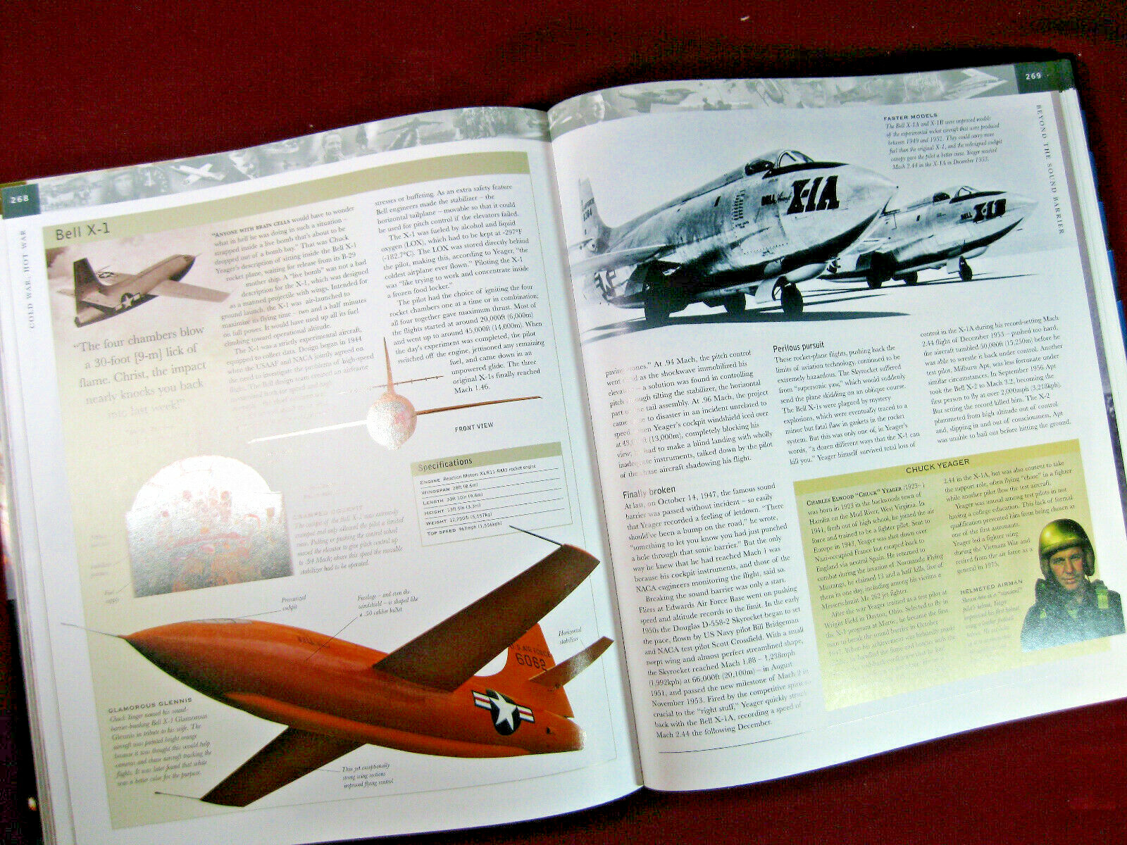 FLIGHT: 100 Years of Aviation, Smithsonian Museum, 2009 Covent, 440 Pages, EH1