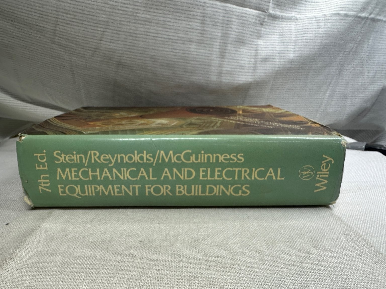 Mechanical & Electrical Equipment for Buildings Stein Reynolds 1986 7th Ed Wiley