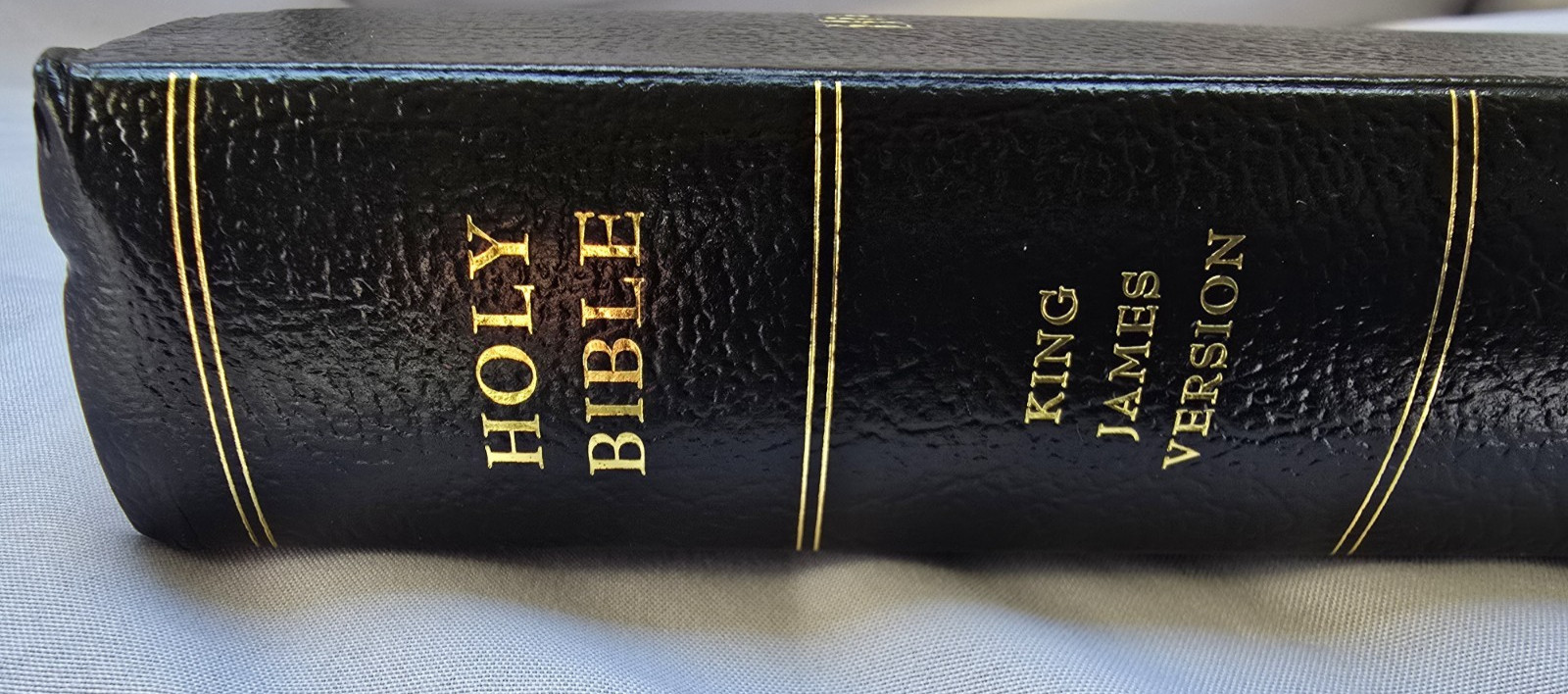 King James Version Reference Edition Black Bonded Leather Holy Bible 9×5.5 2022