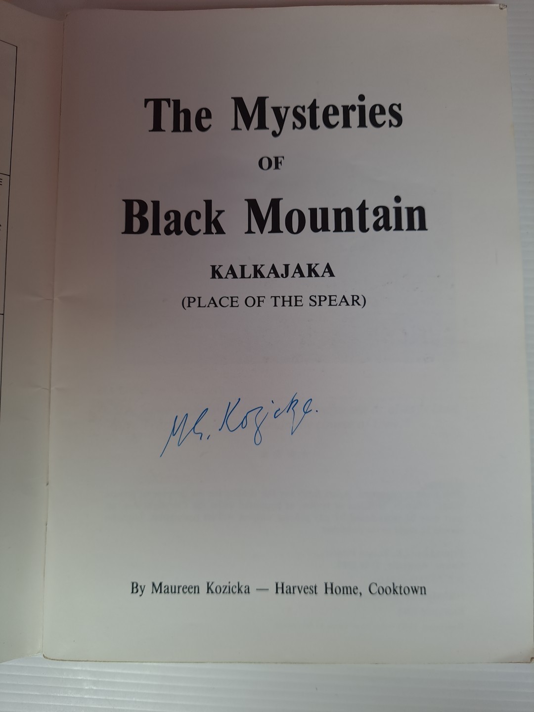 M Kozicka The Mysteries of Black Mountain Kalkajaka earth sciences Queensland